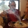 cúng khói mật tông theo garchen rinpoche với trầm hương và phẩm vật cúng dường